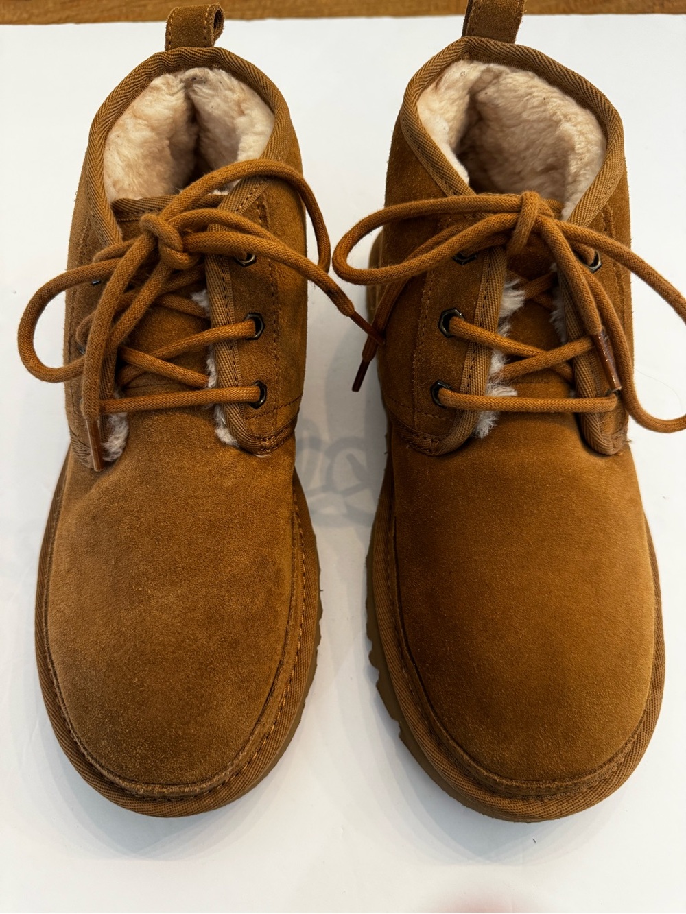 UGG Women's Neumel Chukka Boots Wool Suede in Chestnut size 7